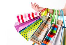 consumismo mulher ama fazer compras e tem vicios em compras